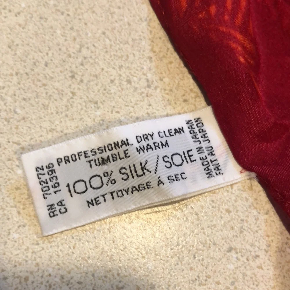LIZ CLAIBORNE LONG SILK SCARF RED AND YELLOW
